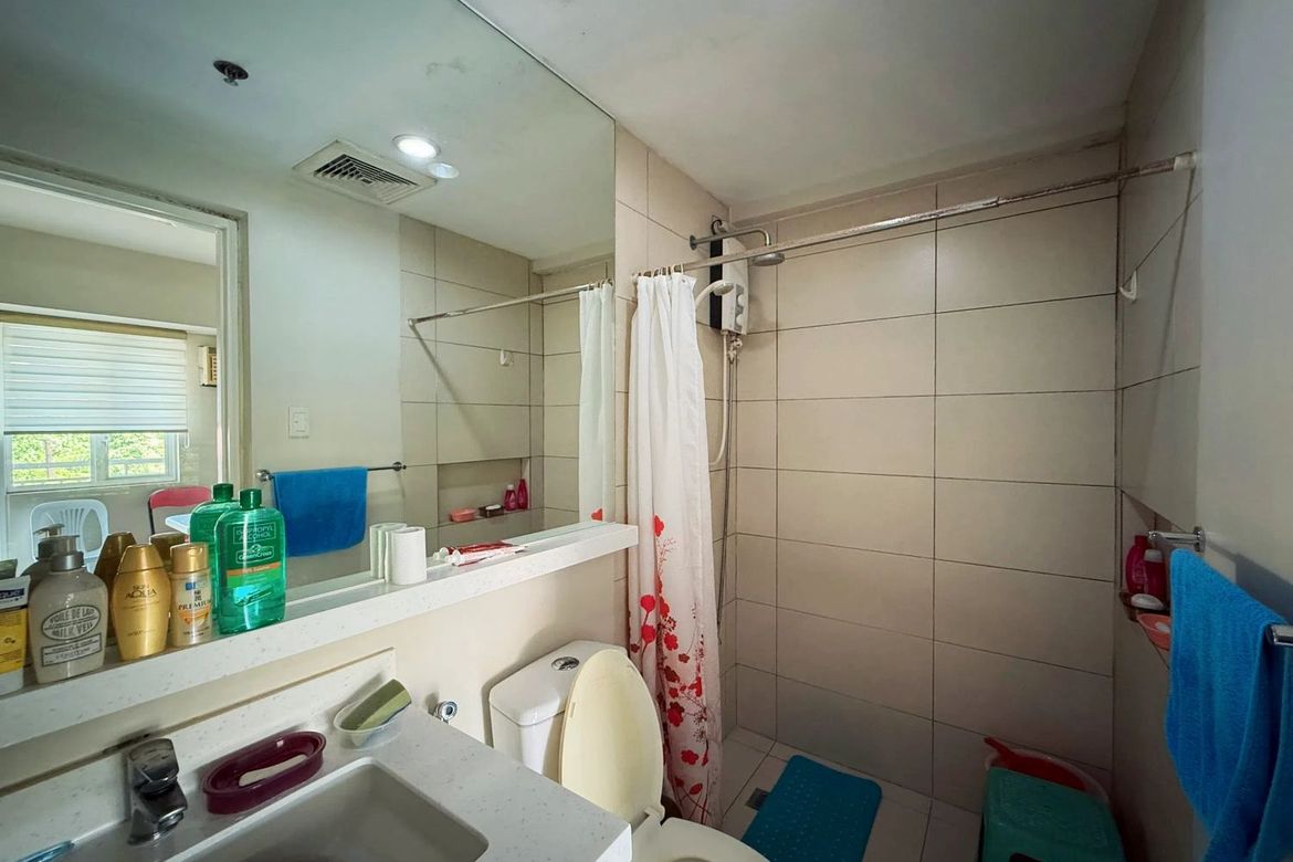2 Bedroom Condo for Rent in Kaunlaran, Quezon City, Metro Manila near LRT-2 Betty Go-Belmonte photo 4