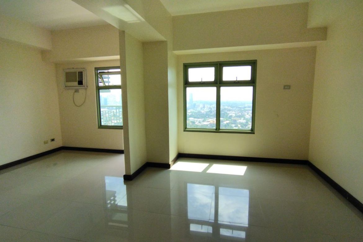 2 Bedroom Condo for Rent in Kaunlaran, Quezon City, Metro Manila near LRT-2 Gilmore photo 5