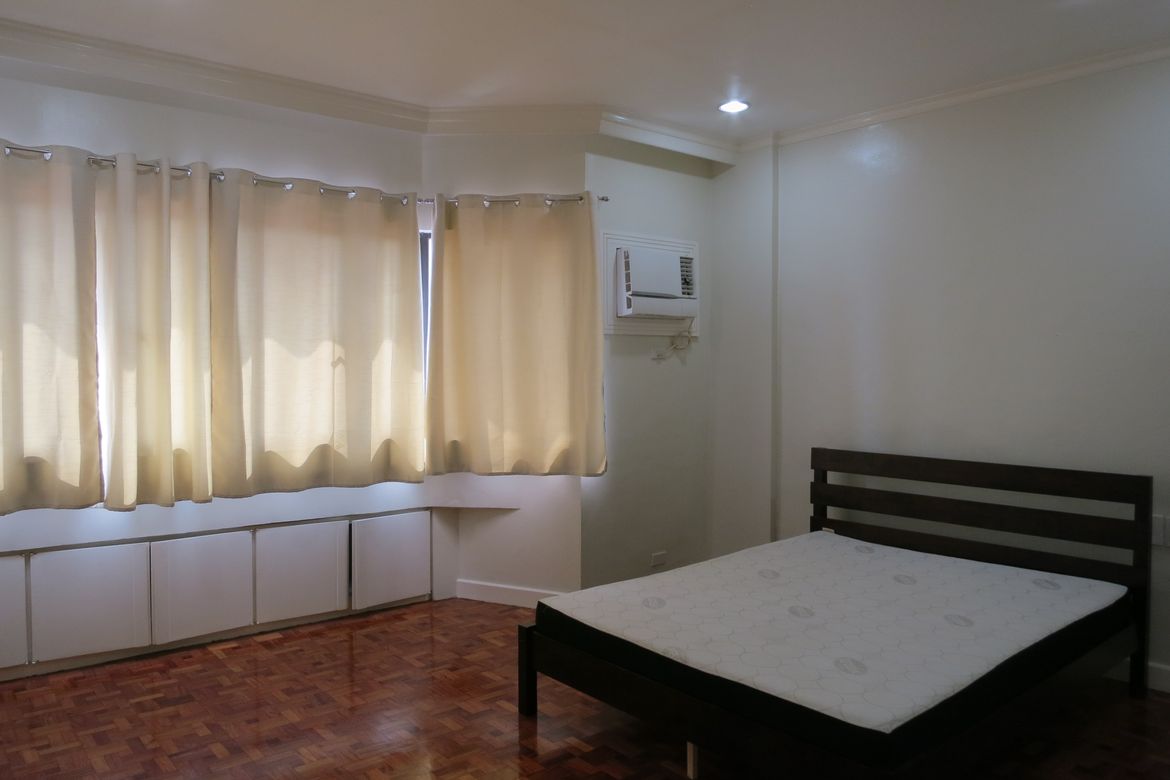 2 Bedroom Condo for Rent in Malate, Manila, Metro Manila near LRT-1 Vito Cruz photo 6