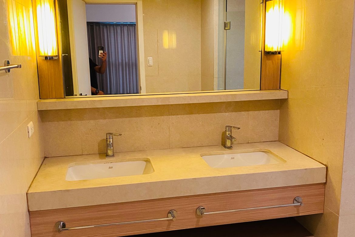 2 Bedroom Condo for Rent in One Shangri-La Place, Wack-Wack Greenhills, Mandaluyong, Metro Manila near MRT-3 Shaw Boulevard photo 8