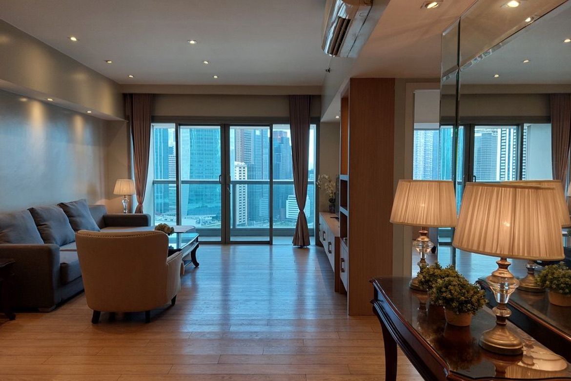 2 Bedroom Condo for Rent in One Shangri-La Place, Wack-Wack Greenhills, Mandaluyong, Metro Manila near MRT-3 Shaw Boulevard photo 7