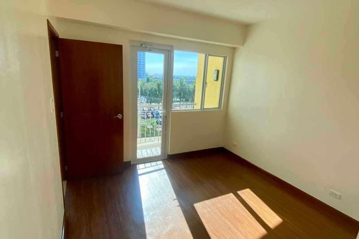 2 Bedroom Condo for Rent in Palm Beach West, Barangay 76, Pasay, Metro Manila near LRT-1 Libertad photo 2