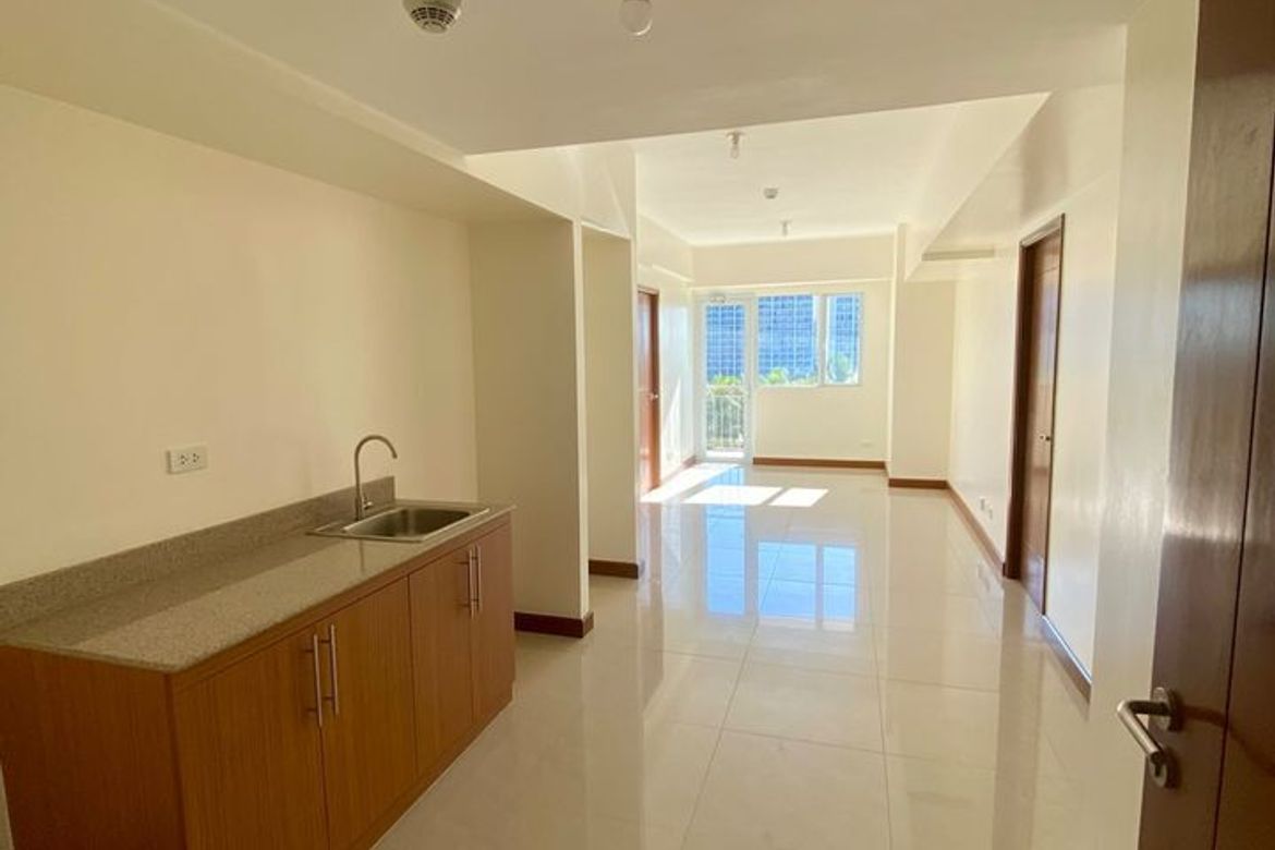 2 Bedroom Condo for Rent in Palm Beach West, Barangay 76, Pasay, Metro Manila near LRT-1 Libertad photo 8