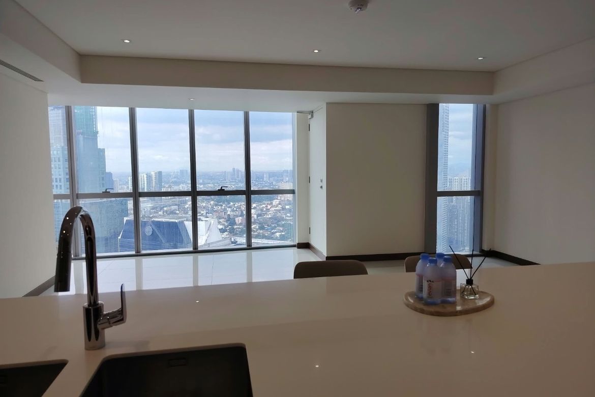 2 Bedroom Condo for Rent in Park Central Towers, Urdaneta, Makati, Metro Manila near MRT-3 Ayala photo 2