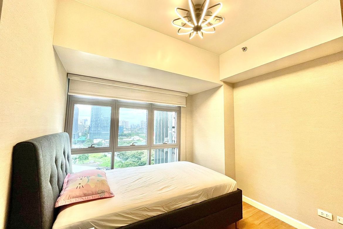 2 Bedroom Condo for Rent in Park Triangle Residences, BGC, Taguig, Metro Manila photo 4
