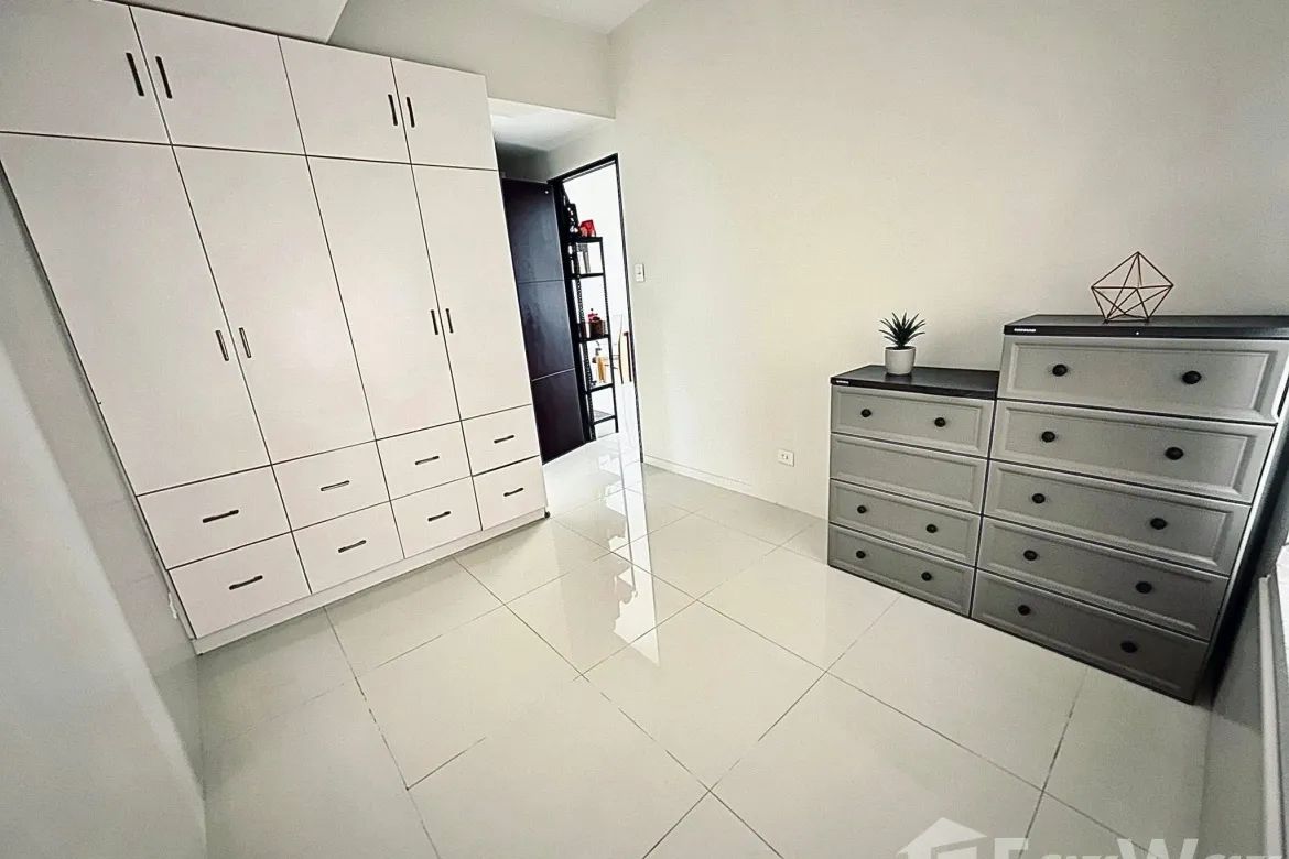 2 Bedroom Condo for Rent in Pembo, Makati, Metro Manila photo 3