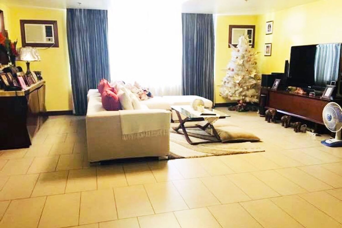 2 Bedroom Condo for Rent in Poblacion, Makati, Metro Manila photo 2