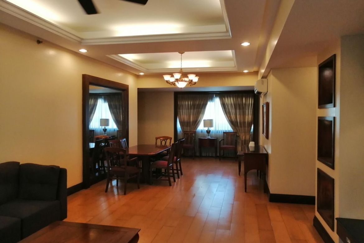 2 Bedroom Condo for Rent in San Lorenzo, Makati, Metro Manila near MRT-3 Ayala photo 4