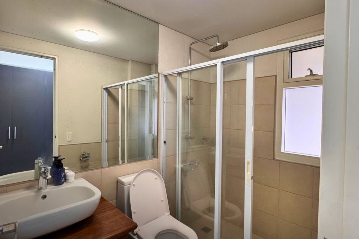 2 Bedroom Condo for Rent in Senta, San Lorenzo, Makati, Metro Manila photo 6