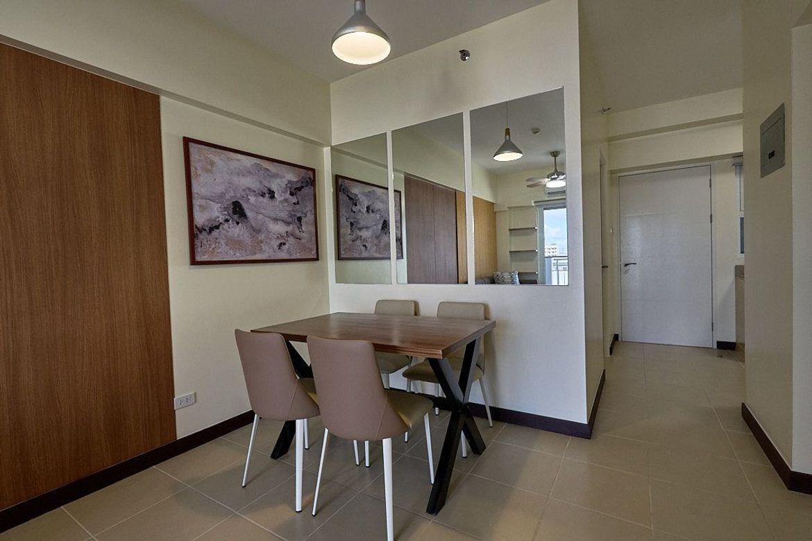 2 Bedroom Condo for Rent in The Atherton, San Antonio, Parañaque, Metro Manila photo 5