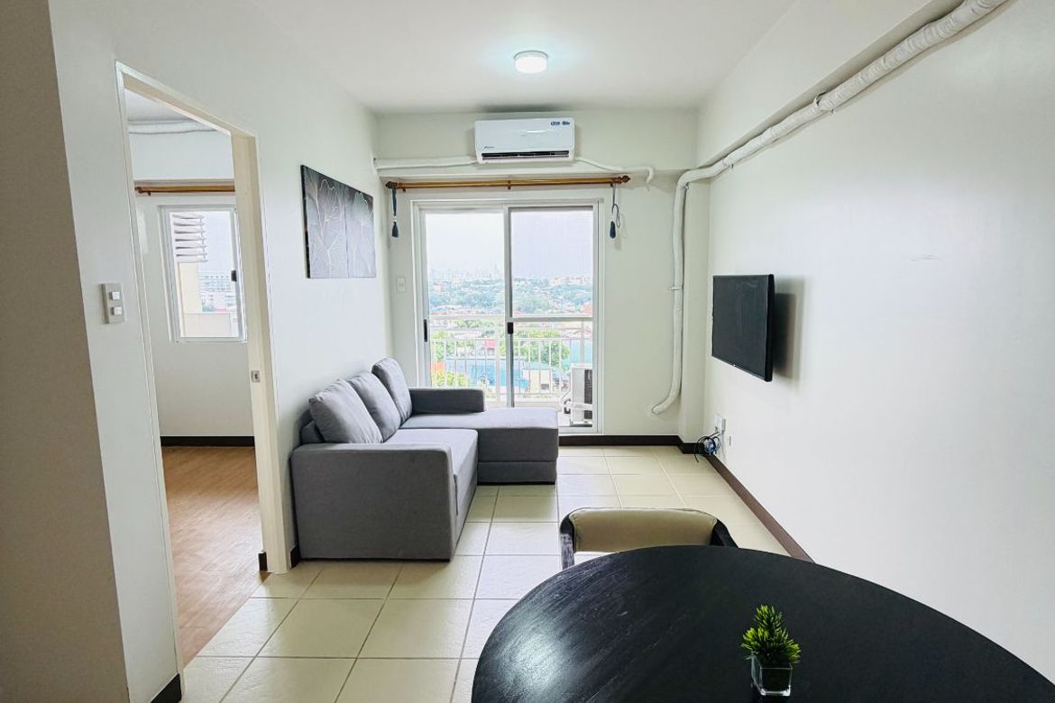 2 Bedroom Condo for Rent in The Atherton, San Antonio, Parañaque, Metro Manila photo 3