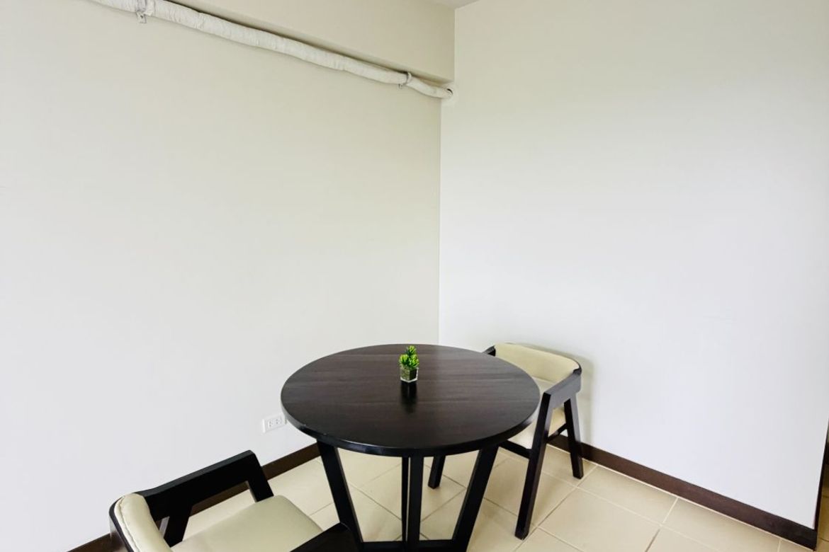 2 Bedroom Condo for Rent in The Atherton, San Antonio, Parañaque, Metro Manila photo 4