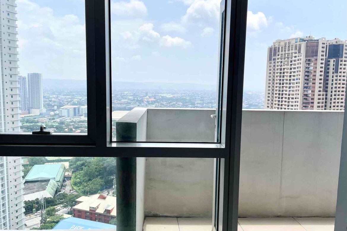 2 Bedroom Condo for Rent in The Royalton at Capitol Commons, Oranbo, Pasig, Metro Manila photo 7