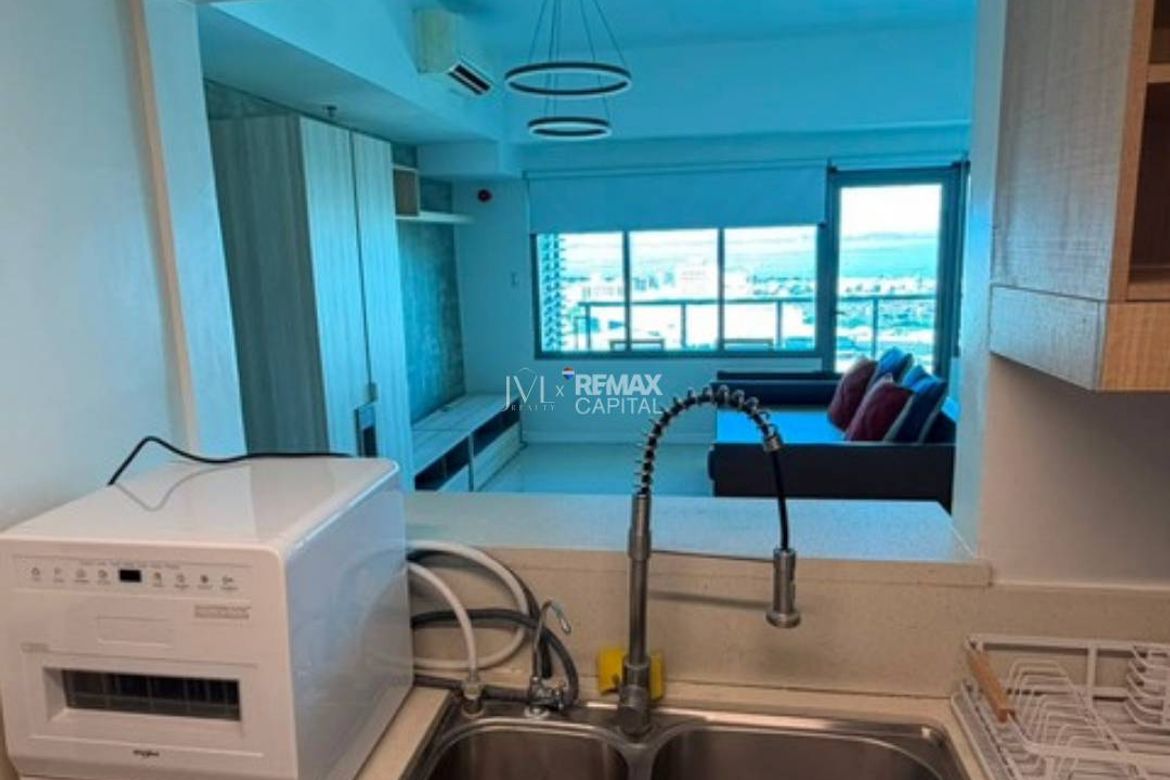 2 Bedroom Condo for Sale in Alabang, Muntinlupa, Metro Manila – photo 6