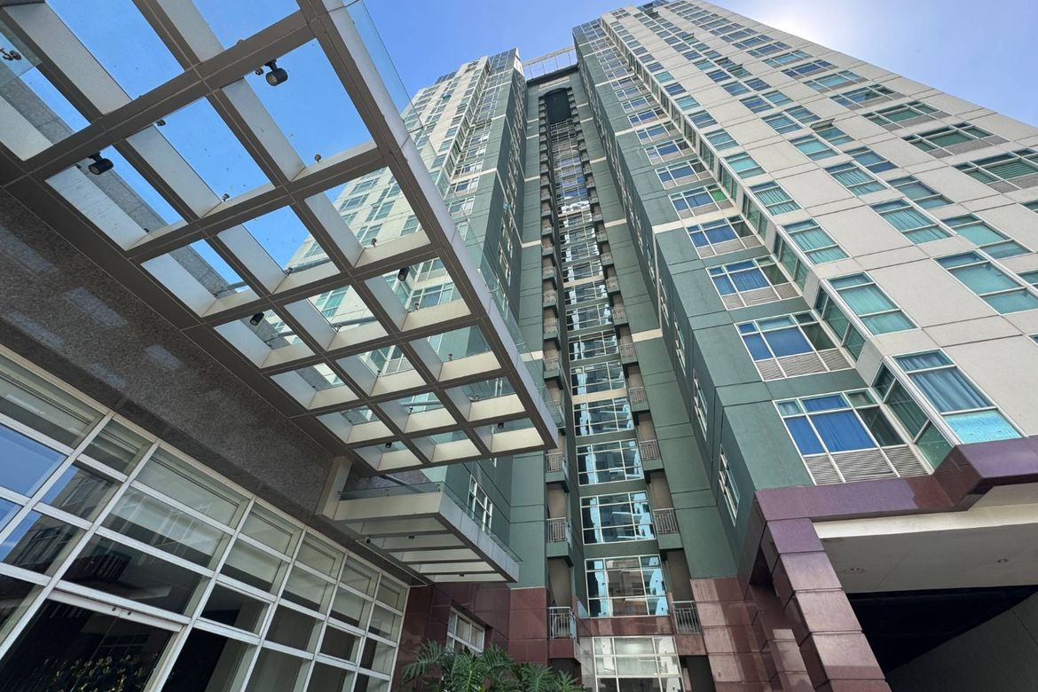 2 Bedroom Condo for Sale in Alabang, Muntinlupa, Metro Manila – photo 2