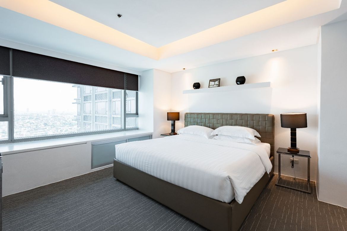 2 Bedroom Condo for Sale in Alphaland Makati Place, Bel-Air, Makati City