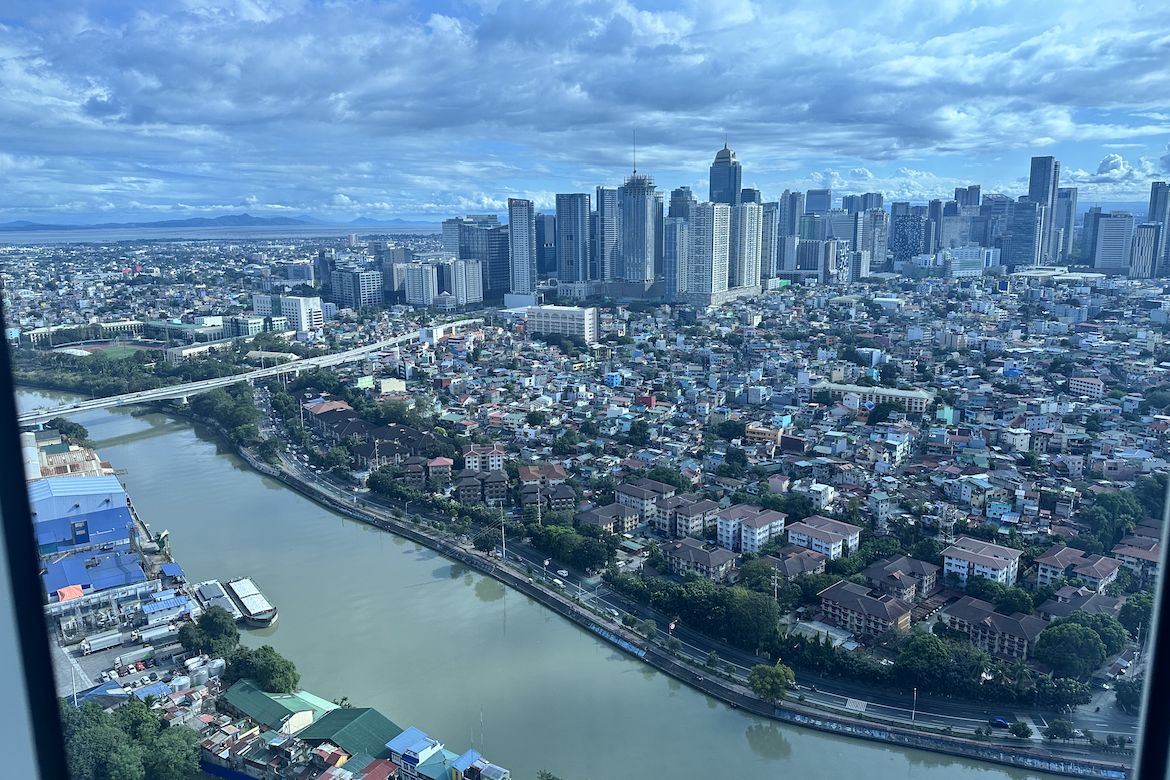2 Bedroom Condo for Sale in Axis Residences, Highway Hills, Mandaluyong, Metro Manila near MRT-3 Boni – photo 3