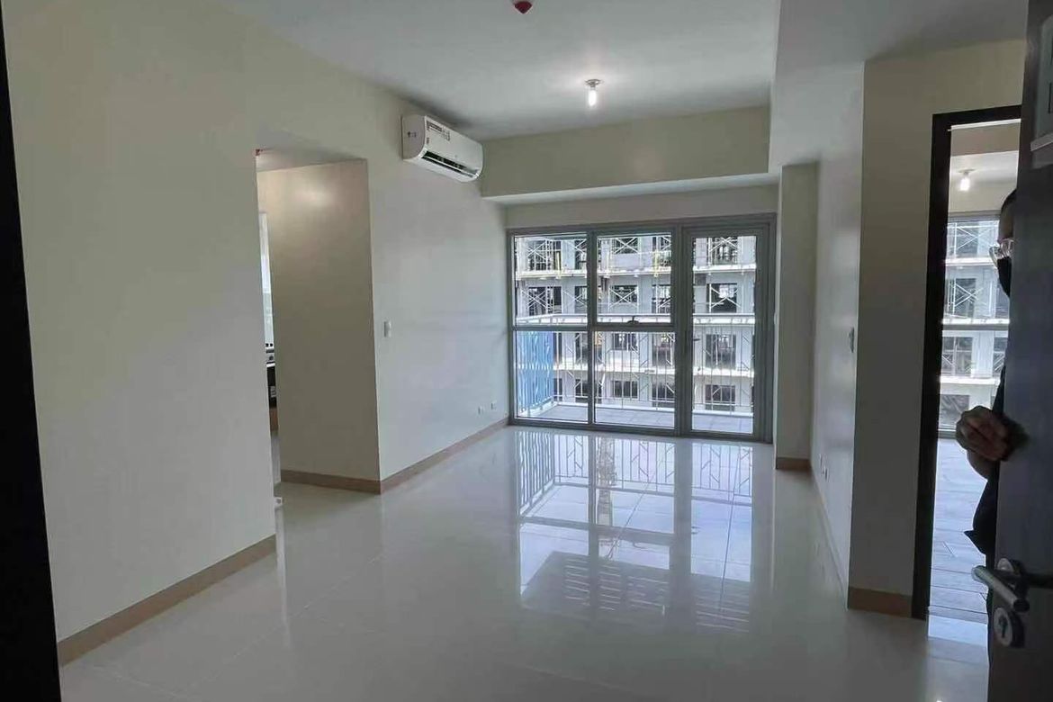 2 Bedroom Condo for Sale in Baclaran, Parañaque, Metro Manila near LRT-1 Baclaran