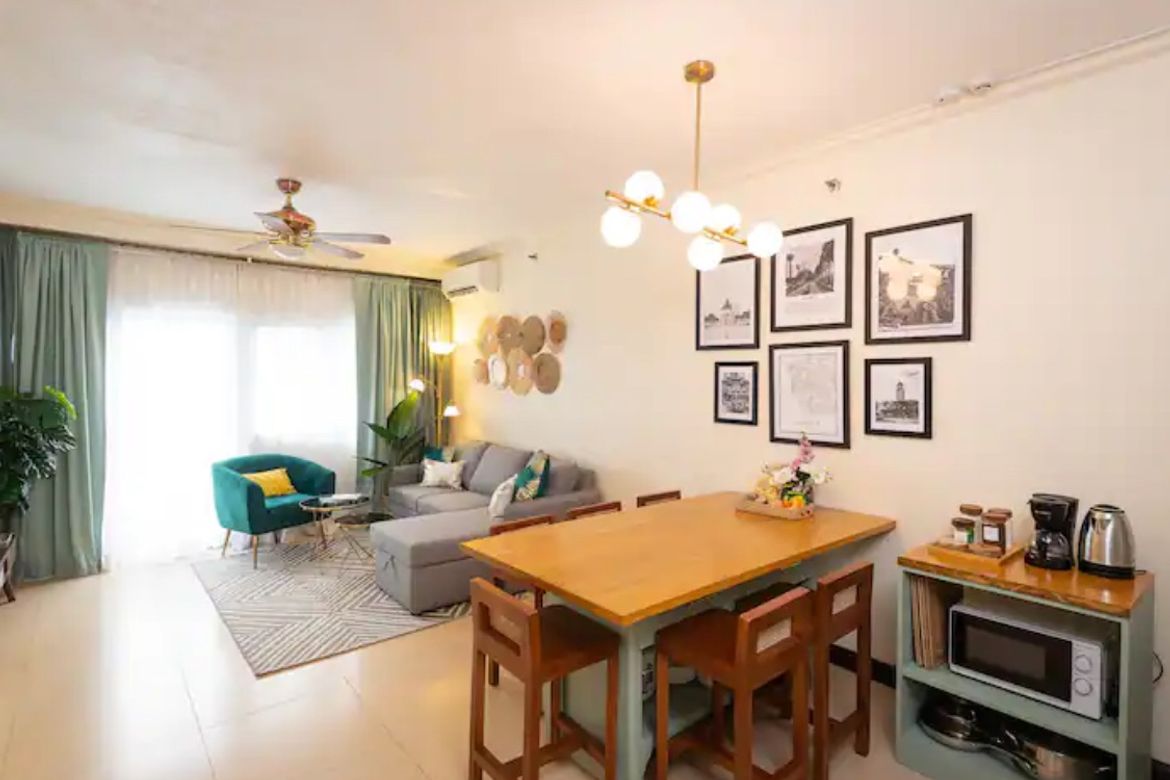 2 Bedroom Condo for Sale in Baclaran, Parañaque, Metro Manila near LRT-1 EDSA