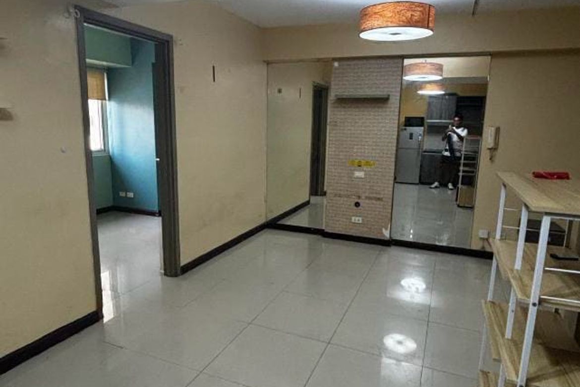 2 Bedroom Condo for Sale in Baclaran, Parañaque, Metro Manila near LRT-1 EDSA – photo 2
