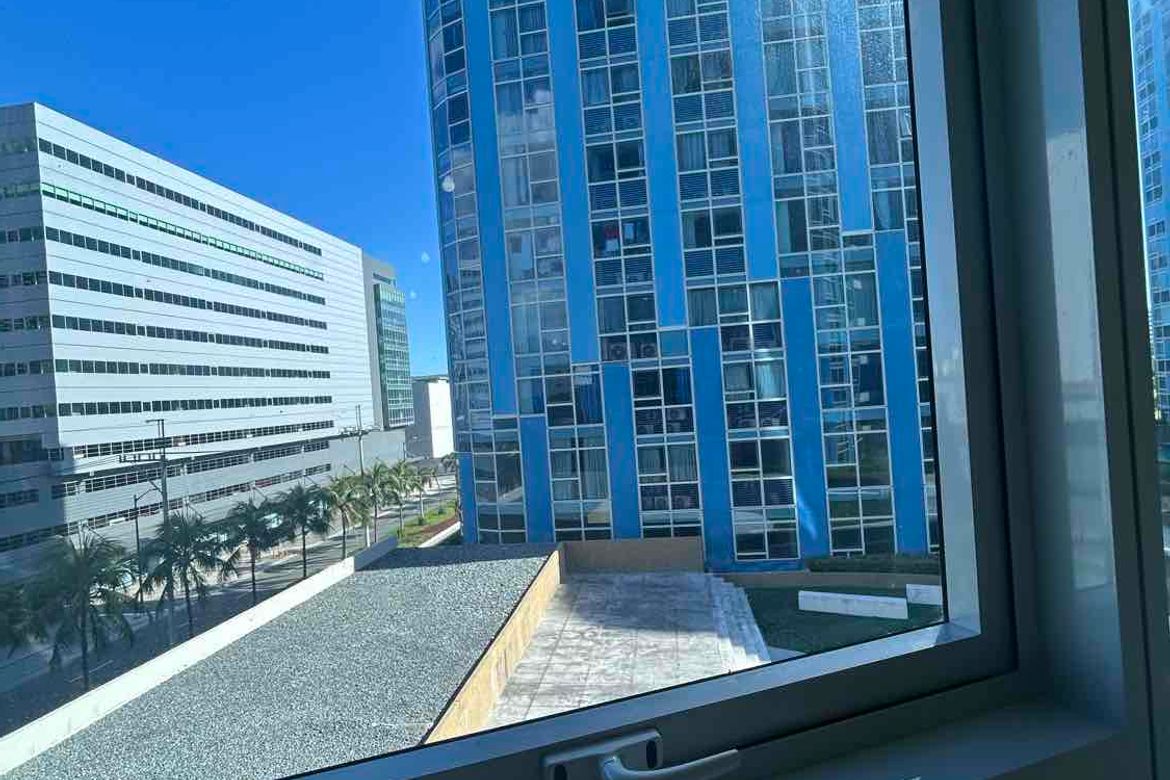 2 Bedroom Condo for Sale in Barangay 76, Pasay, Metro Manila near LRT-1 Libertad – photo 2
