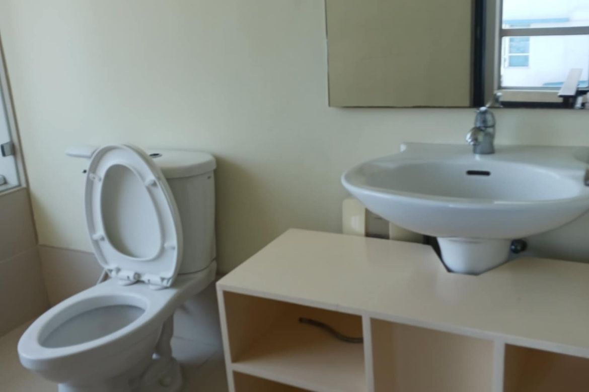 2 Bedroom Condo for Sale in BGC, Taguig – photo 6