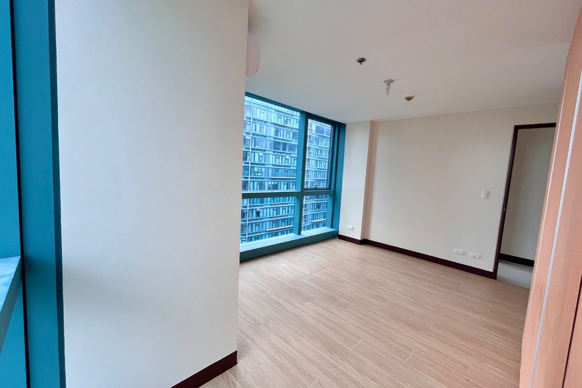 2 Bedroom Condo for Sale in BGC, Taguig – photo 8