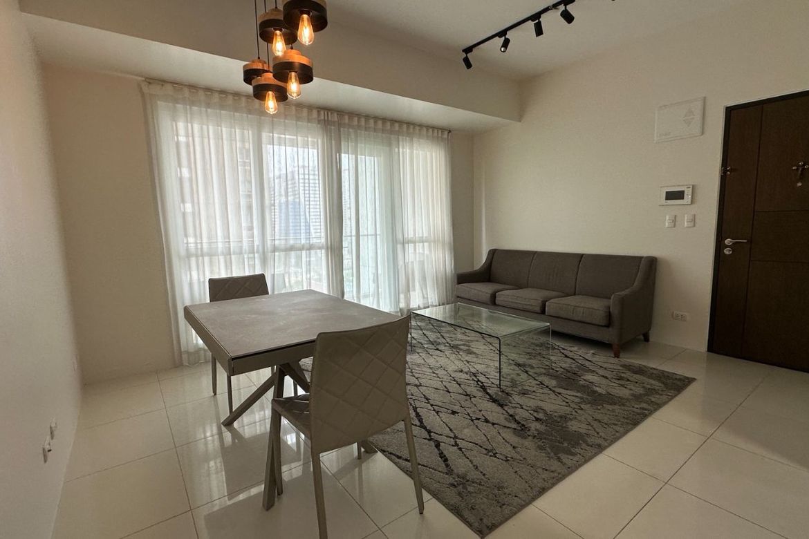 2 Bedroom Condo for Sale in BGC, Taguig