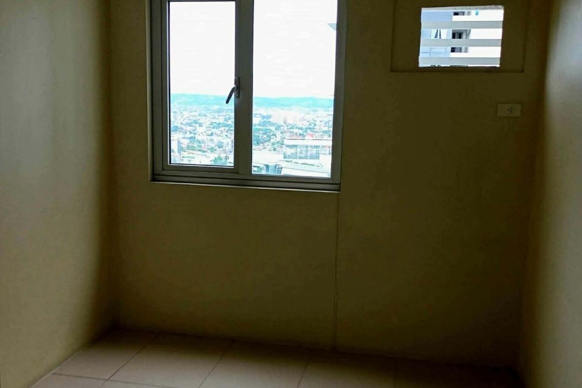 2 Bedroom Condo for Sale in BGC, Taguig