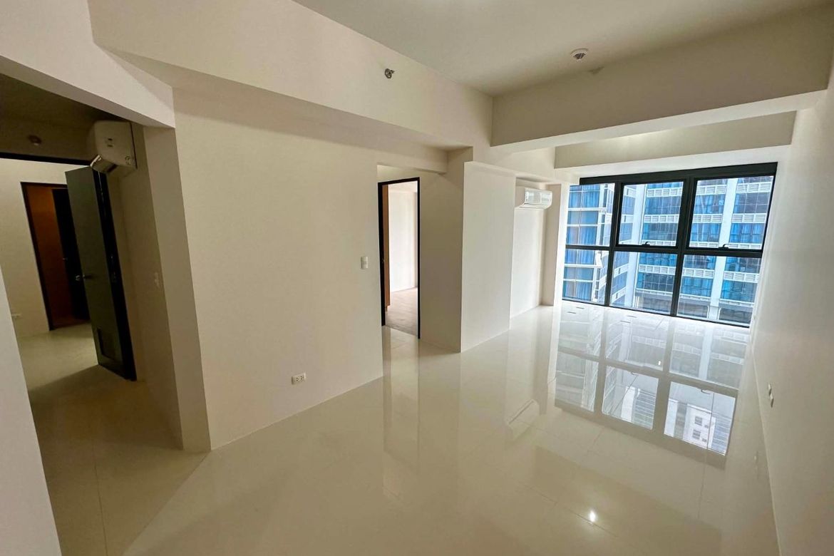 2 Bedroom Condo for Sale in BGC, Taguig