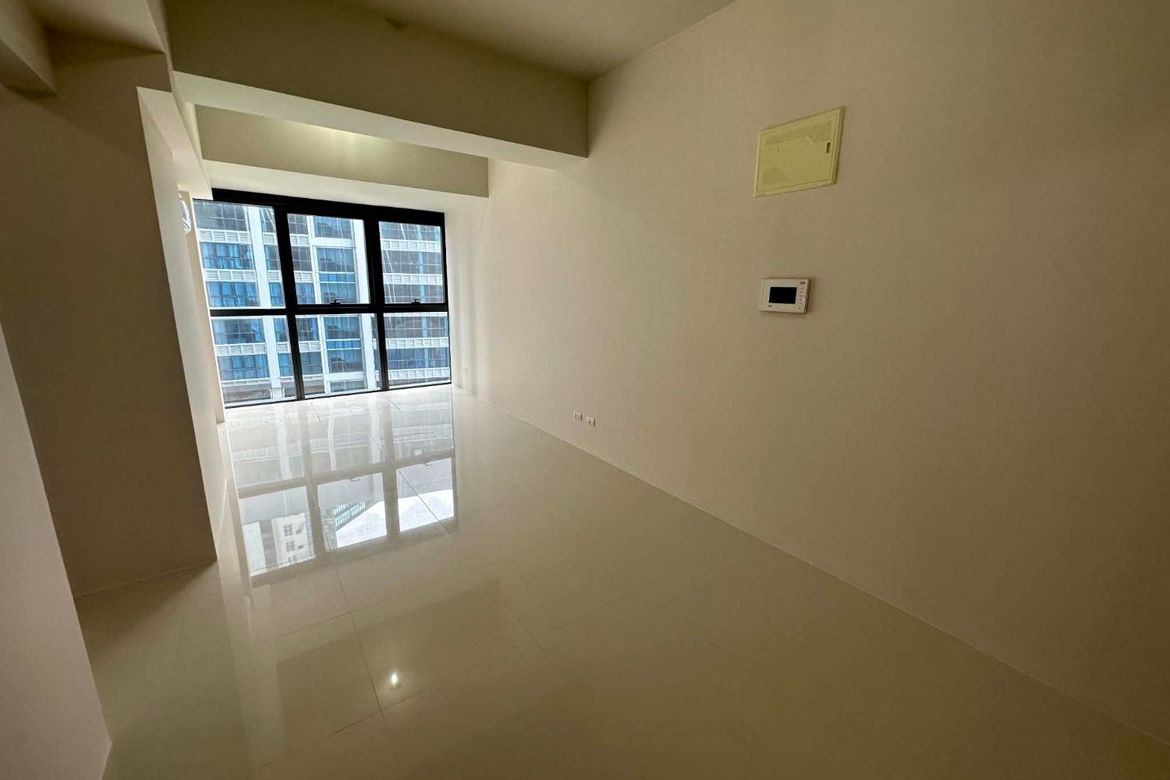 2 Bedroom Condo for Sale in BGC, Taguig – photo 13