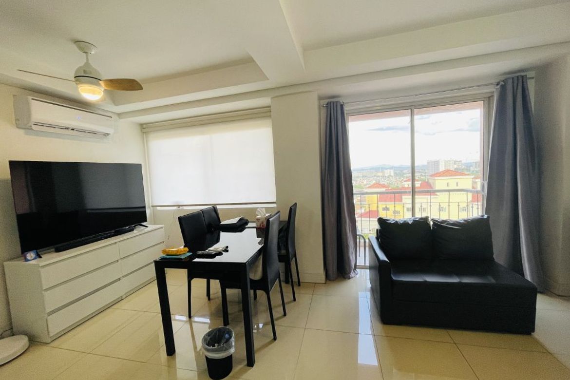 2 Bedroom Condo for Sale in BGC, Taguig, Metro Manila – photo 2