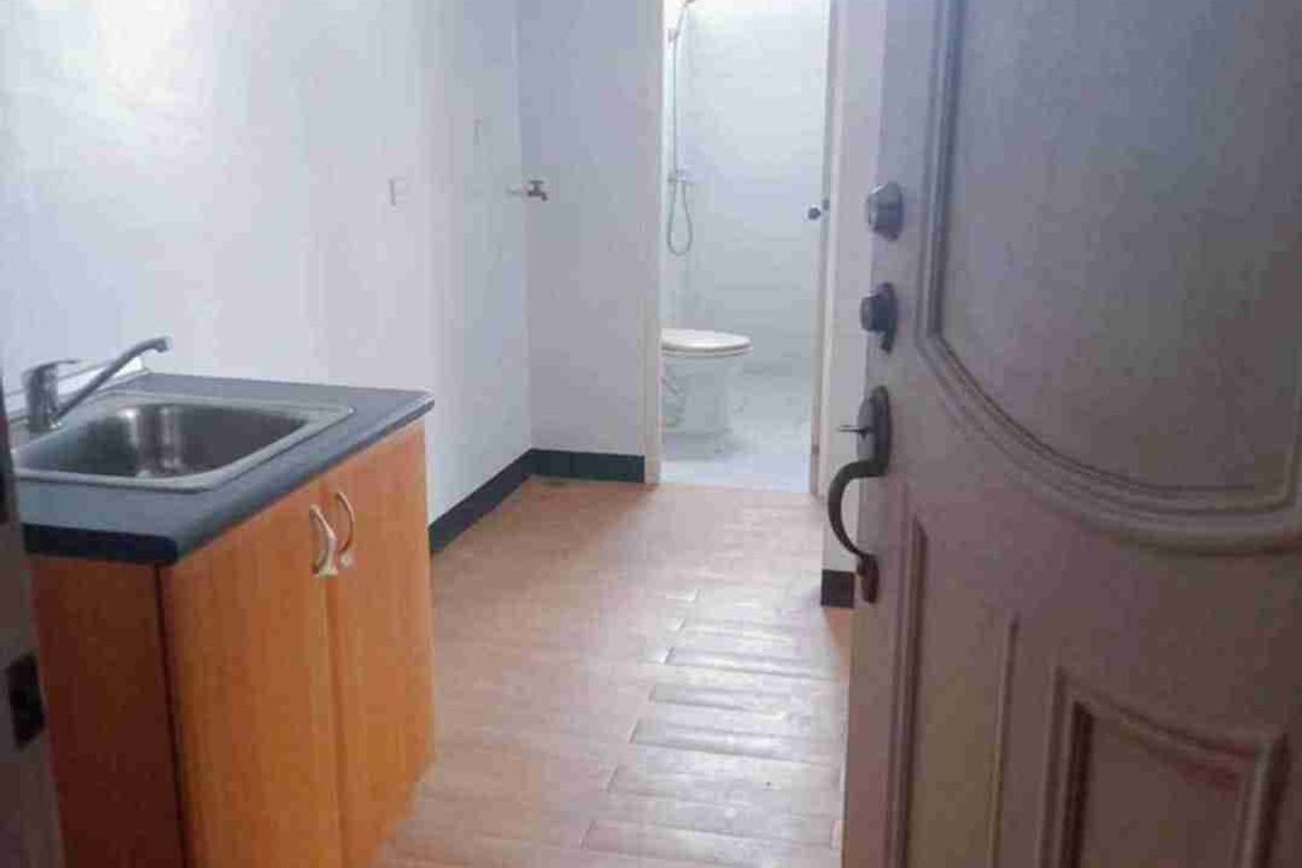 2 Bedroom Condo for Sale in Cambridge Village, San Andres, Cainta, Rizal – photo 7