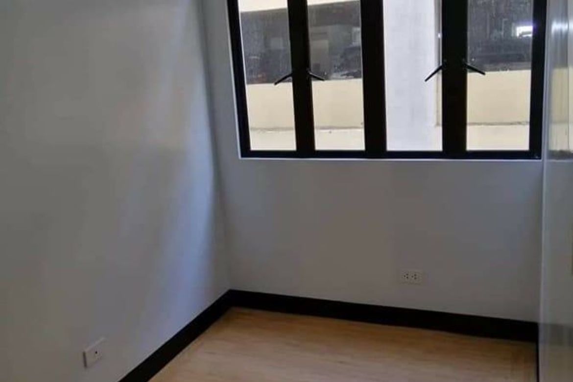 2 Bedroom Condo for Sale in Cambridge Village, San Andres, Cainta, Rizal – photo 4