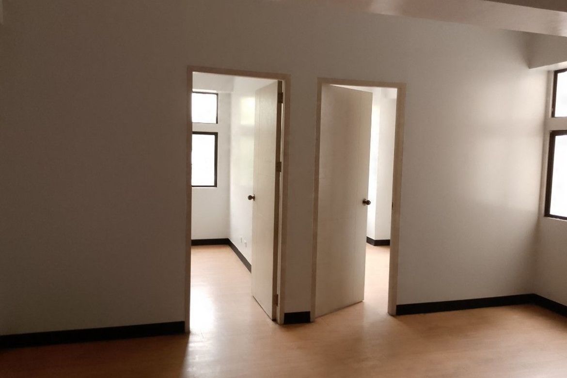 2 Bedroom Condo for Sale in Cambridge Village, San Andres, Cainta, Rizal – photo 6