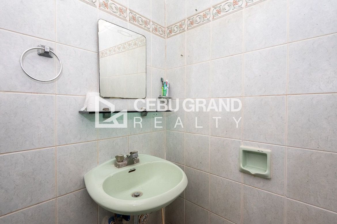 2 Bedroom Condo for Sale in Camputhaw, Cebu City, Cebu – photo 8