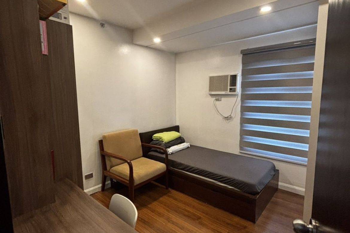 2 Bedroom Condo for Sale in Chimes Greenhills, Greenhills, San Juan, Metro Manila near MRT-3 Santolan – photo 5