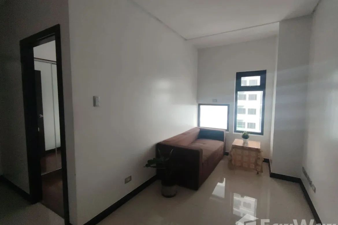 2 Bedroom Condo for Sale in Chimes Greenhills, Greenhills, San Juan, Metro Manila near MRT-3 Santolan – photo 4