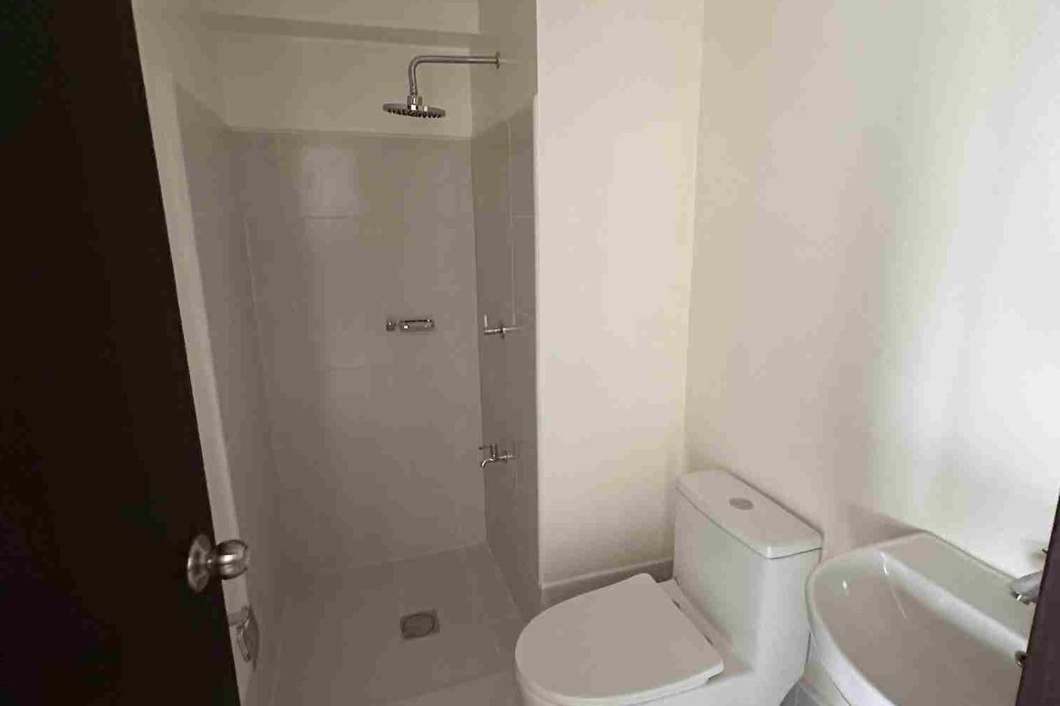 2 Bedroom Condo for Sale in COVENT GARDEN, Santa Mesa, Manila, Metro Manila near LRT-2 V. Mapa – photo 8