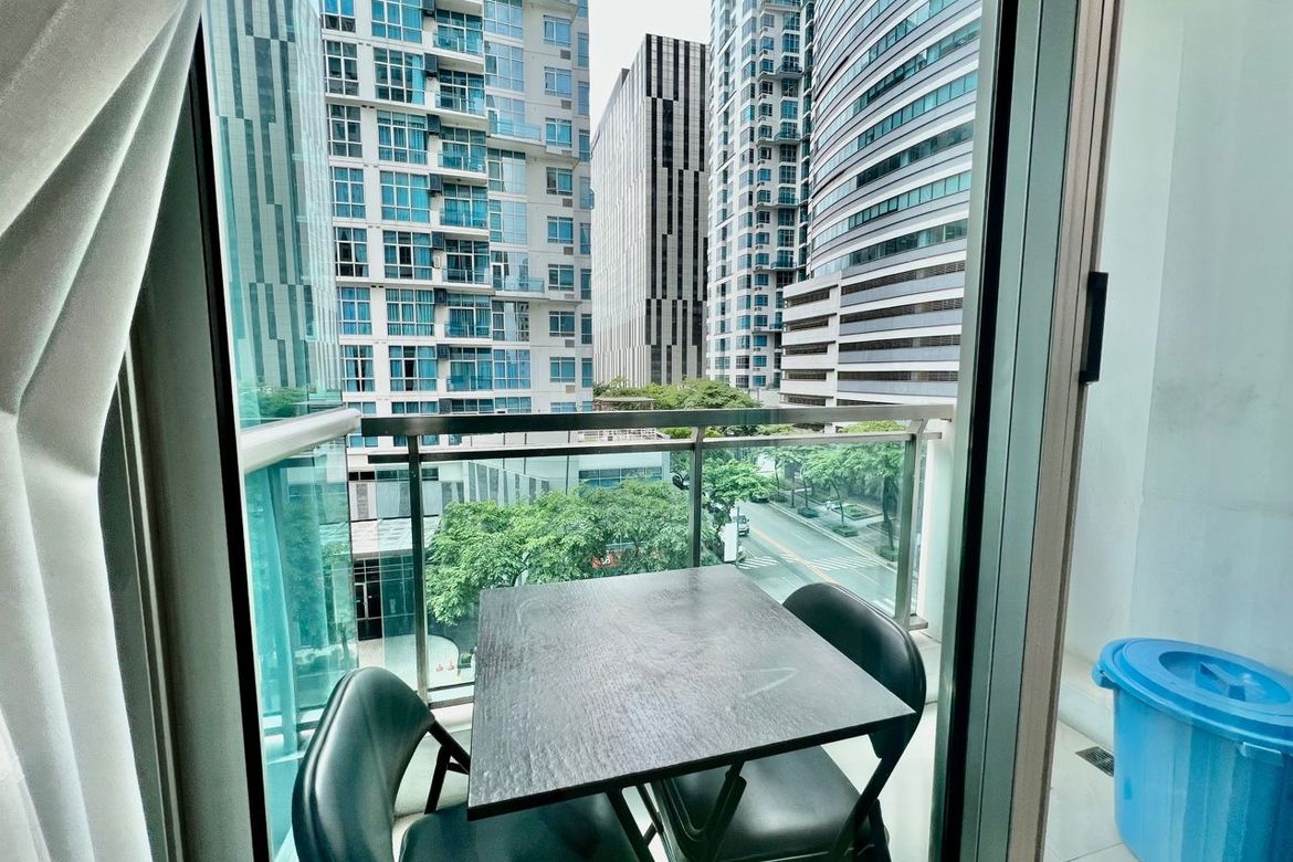 2 Bedroom Condo for Sale in Crescent Park Residences, Bagong Tanyag, Taguig, Metro Manila – photo 3