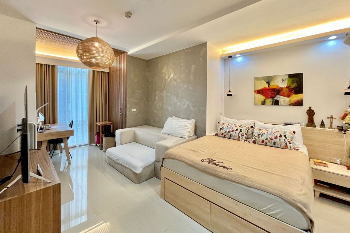 2 Bedroom Condo for Sale in East Gallery Place, BGC, Taguig