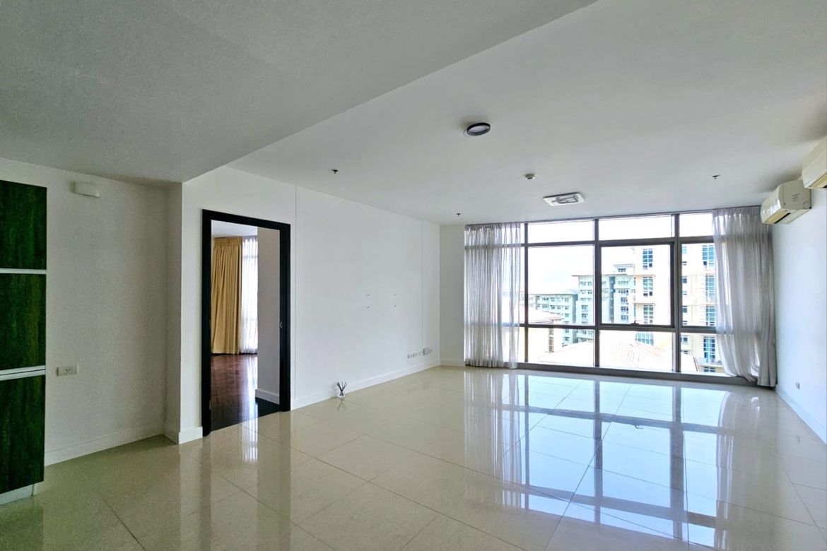 2 Bedroom Condo for Sale in East Gallery Place, BGC, Taguig
