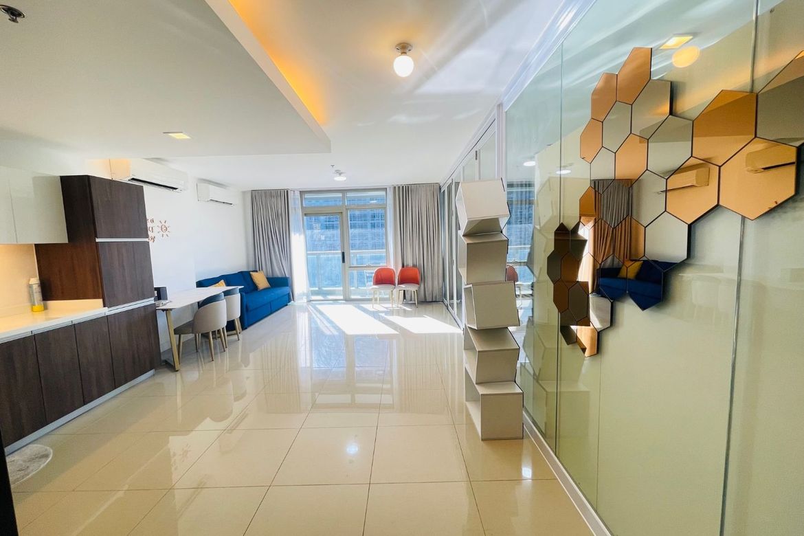 2 Bedroom Condo for Sale in East Gallery Place, BGC, Taguig, Metro Manila