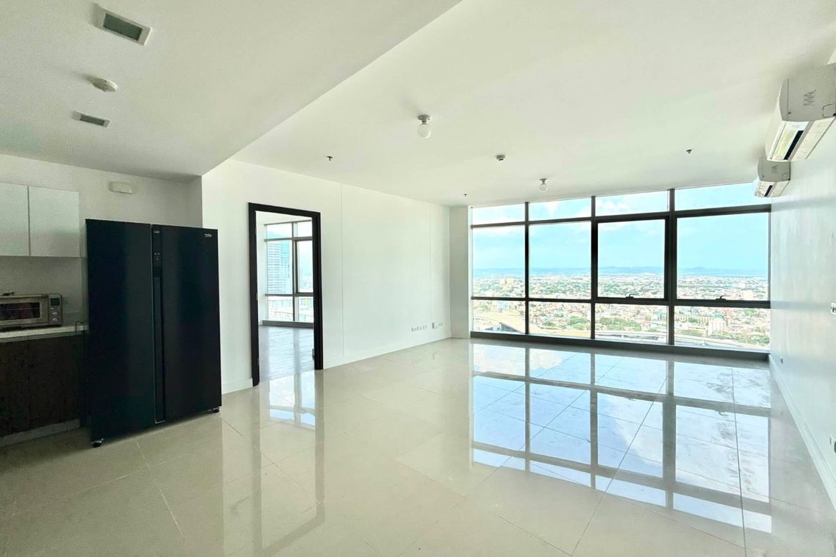 2 Bedroom Condo for Sale in East Gallery Place, BGC, Taguig – photo 2