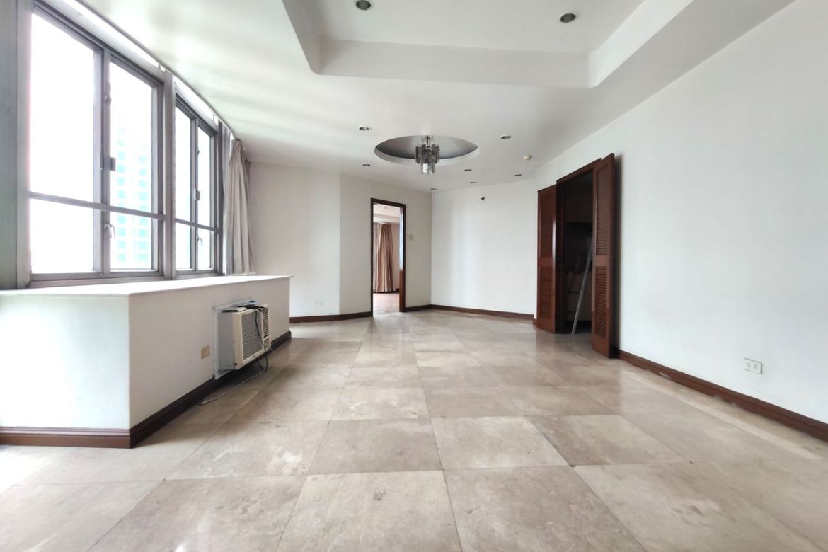 2 Bedroom Condo for Sale in Ermita, Manila, Metro Manila near LRT-1 Pedro Gil – photo 3