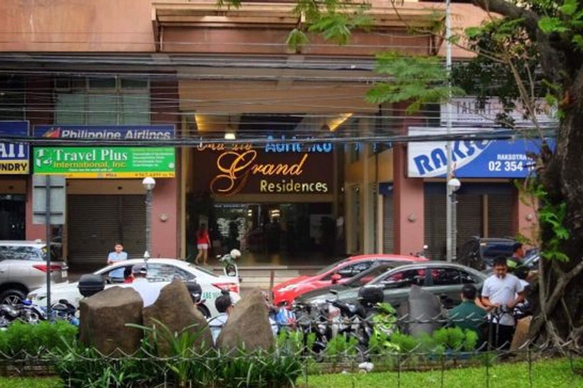 2 Bedroom Condo for Sale in Ermita, Manila, Metro Manila near LRT-1 Pedro Gil – photo 2