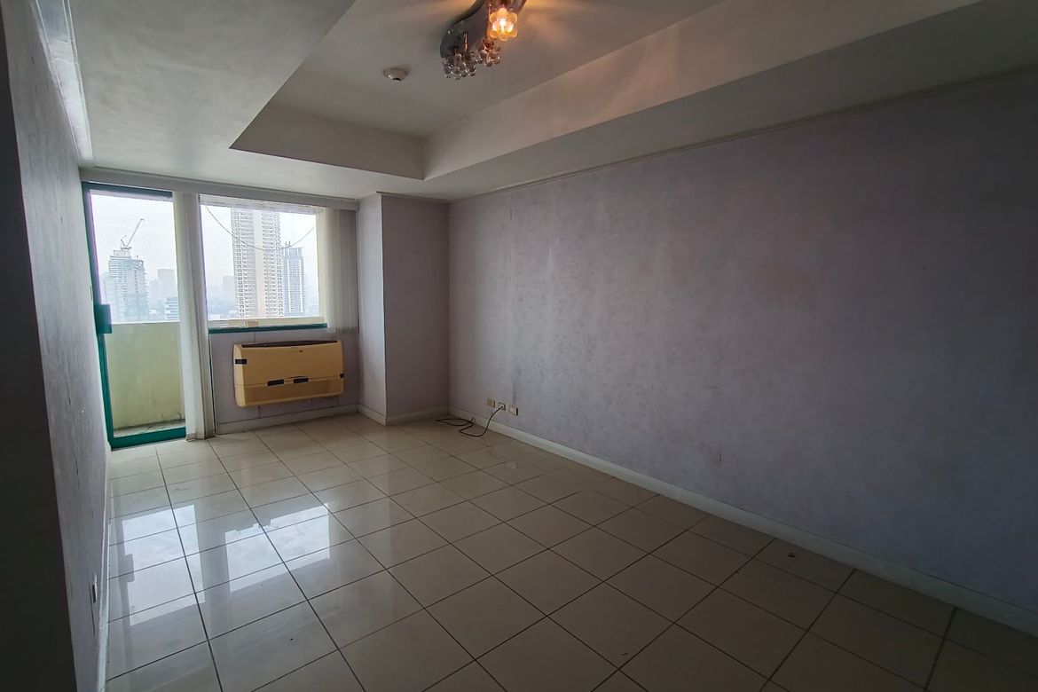2 Bedroom Condo for Sale in Ermita, Manila, Metro Manila near LRT-1 United Nations – photo 2