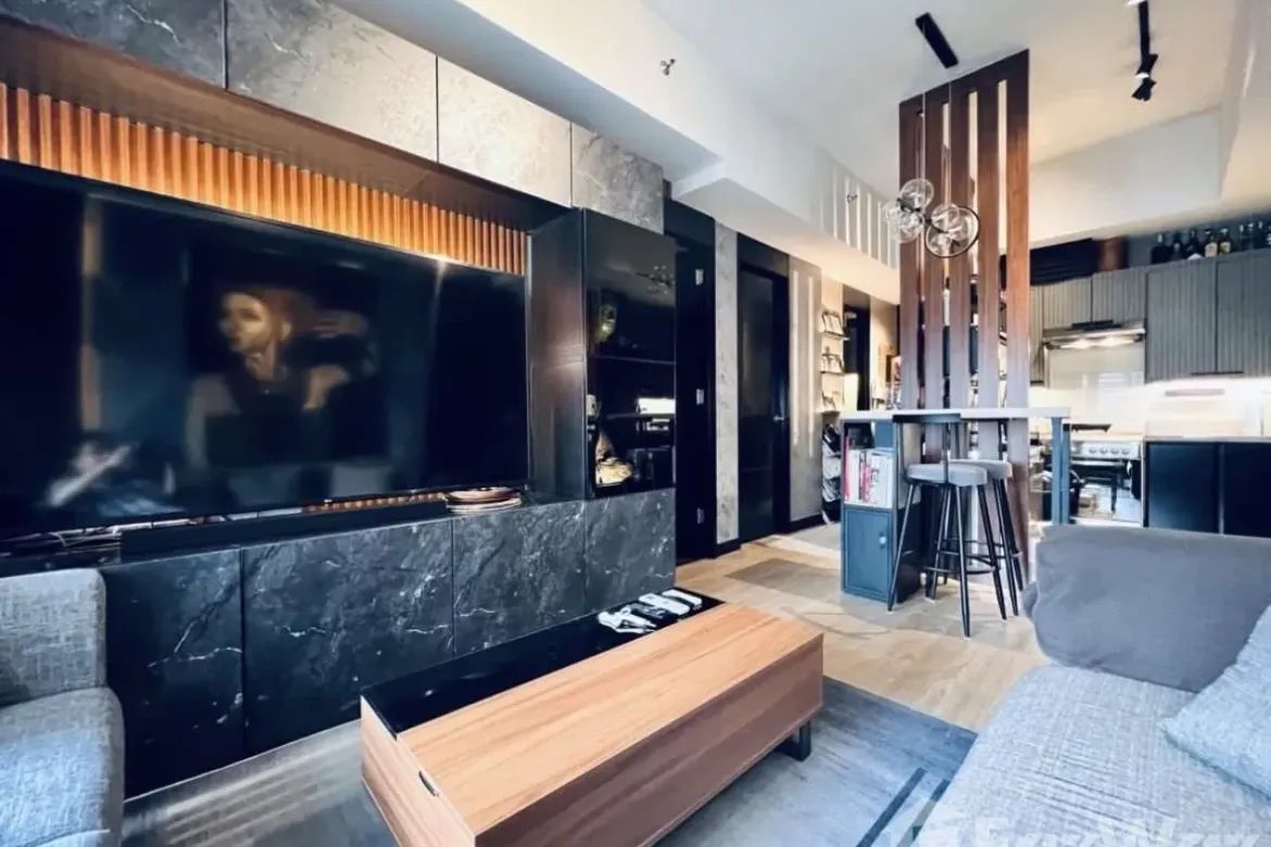 2 Bedroom Condo for Sale in Fairways Tower, BGC, Taguig – photo 4