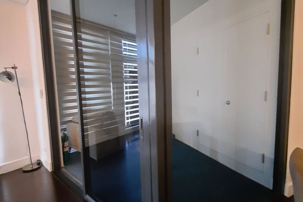 2 Bedroom Condo for Sale in Garden Towers, San Lorenzo, Makati City near MRT-3 Ayala – photo 10