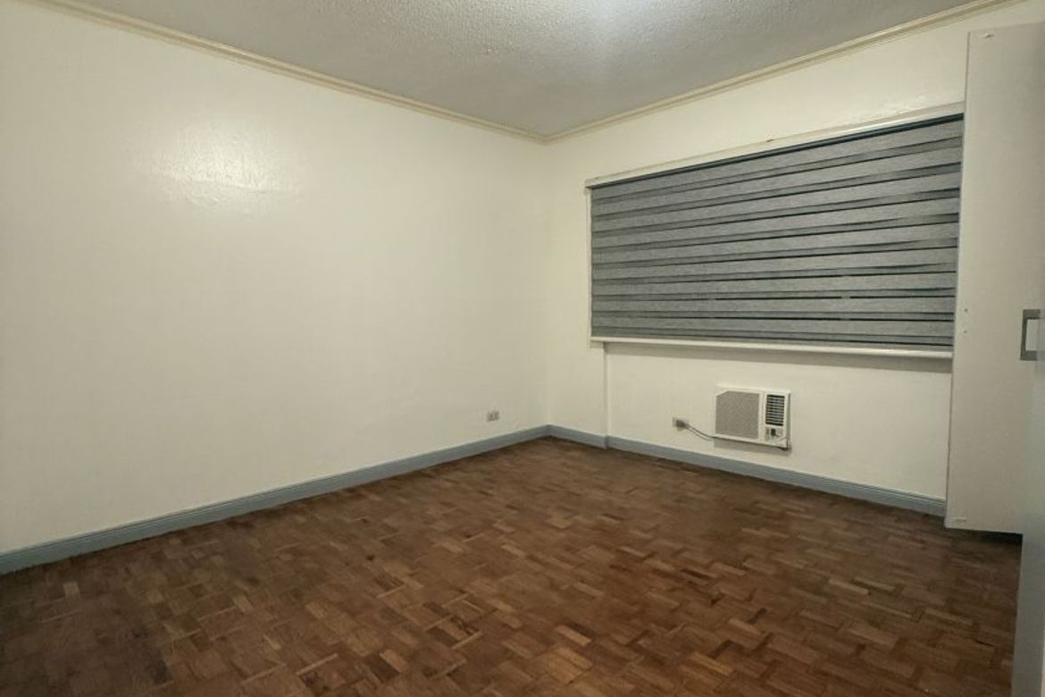 2 Bedroom Condo for Sale in Greenhills, San Juan, Metro Manila near MRT-3 Santolan – photo 3